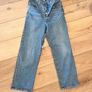 Levi's Men's Straight Jeans in Medium Blue